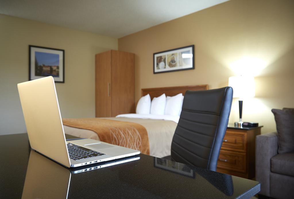 Comfort Inn 3*