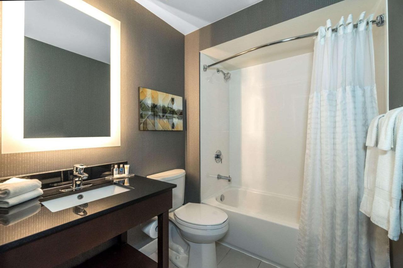 Comfort Inn 3*